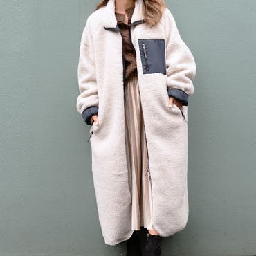 あったかロングボアコートはリバーシブルだからいろんな表情が楽しめる◎