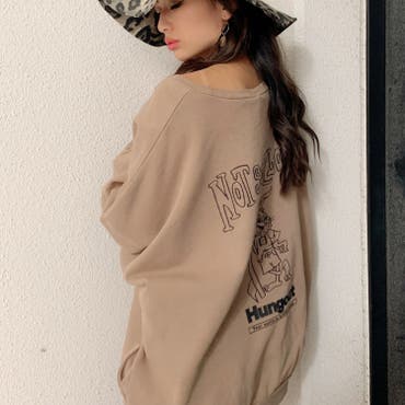 �X�^�C�����O���M���X�ł��f�j���S�ʂ̓}�X�g�B ���U�[�X�J�[�g��j�b�g�p���c�ƍ��킹��Ɣ���������
�g�����h��safariHAT��GYDA�炵�����f�B�[���C�N�ɂ΂𒷂߂ɐݒ肵�J�W���A���ɂȂ肷���Ȃ��f�U�C���B