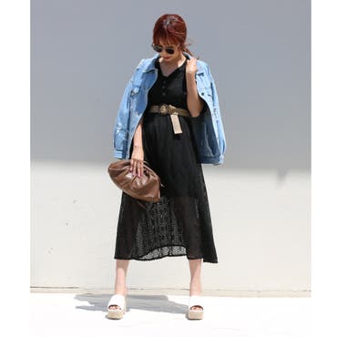 新作のレースワンピース♪
さらっとGジャンを羽織って春らしい装いに♪