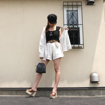 麻混SETUPが再入荷しました♪
シングルユース出来るからスタイリングの幅が広がります◎