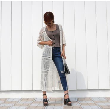 透け感&ロング丈でこなれるカーディガンはさらっと羽織ればオシャレ感が増します◎