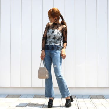 総レースのTOPSはお手持ちのインナーを合わせて変化を楽しんでも◎