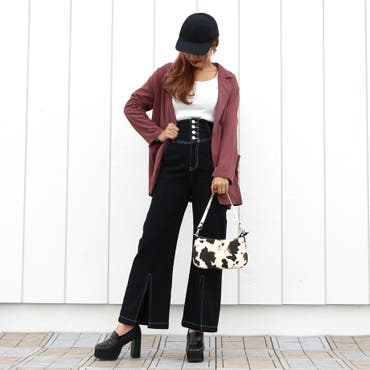 新作のハイウエストステッチワイドパンツ♪裾スリットがPOINTです♪