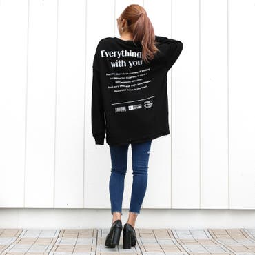 バックショットがおしゃれなダメージロンＴ♪