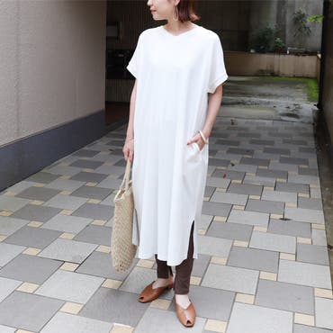 ワンピ1枚でさらっと楽ちん、
カジュアルラフコーデ。