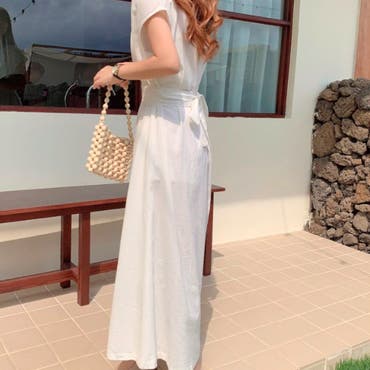 ワンピースとしても、カーディガンとしても借用可能