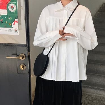 大人可愛めのモノトーンコーデ！