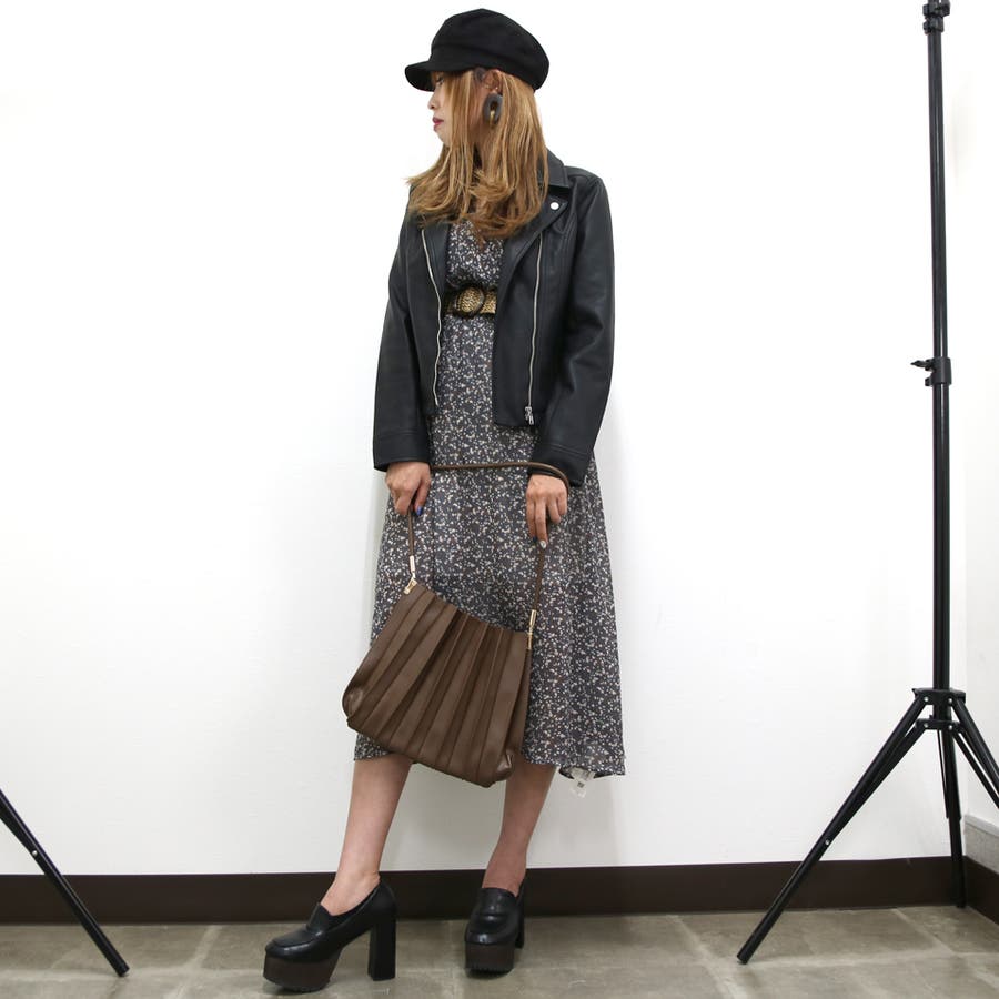 SHOPLIST�̃A�C�e�����g����non-hedge staff�̃R�[�f�B�l�[�g(4485)