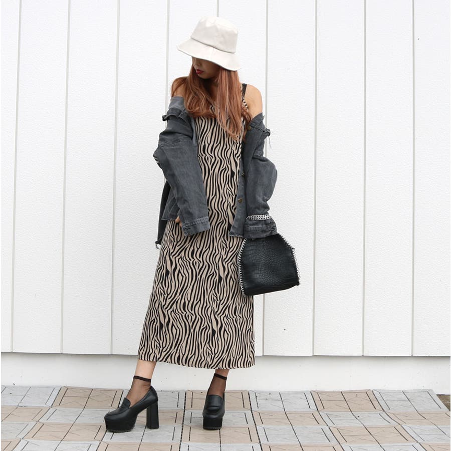 SHOPLIST̃ACegnon-hedge staff̃R[fBl[g(6464)