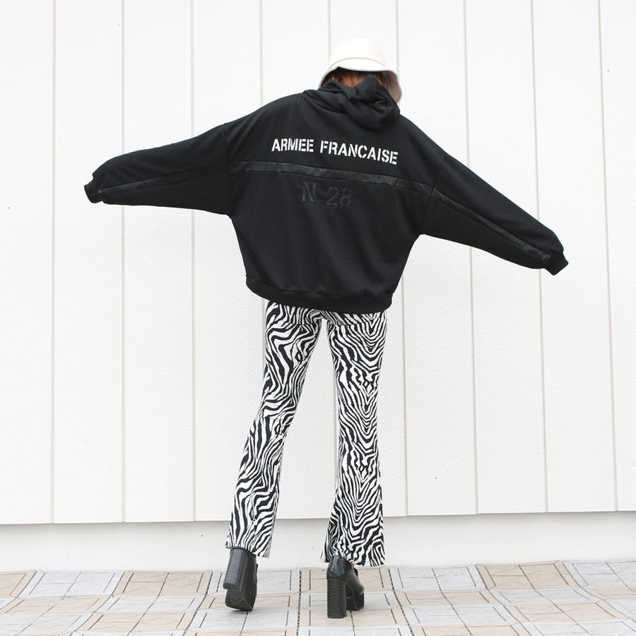 SHOPLIST̃ACegnon-hedge staff̃R[fBl[g(6552)